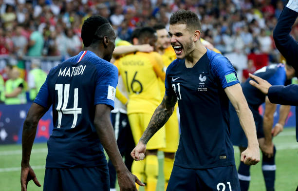 类似于西蒙 类似于西蒙